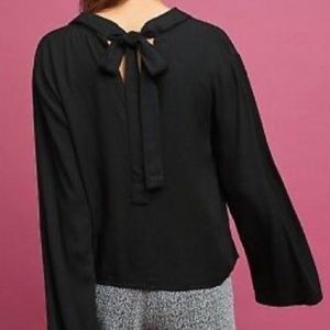 Anthropologie Cloth and Stone Black long sleeve shirt with tie back